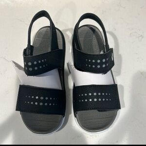 See Kai Run boys sandals, new size 11